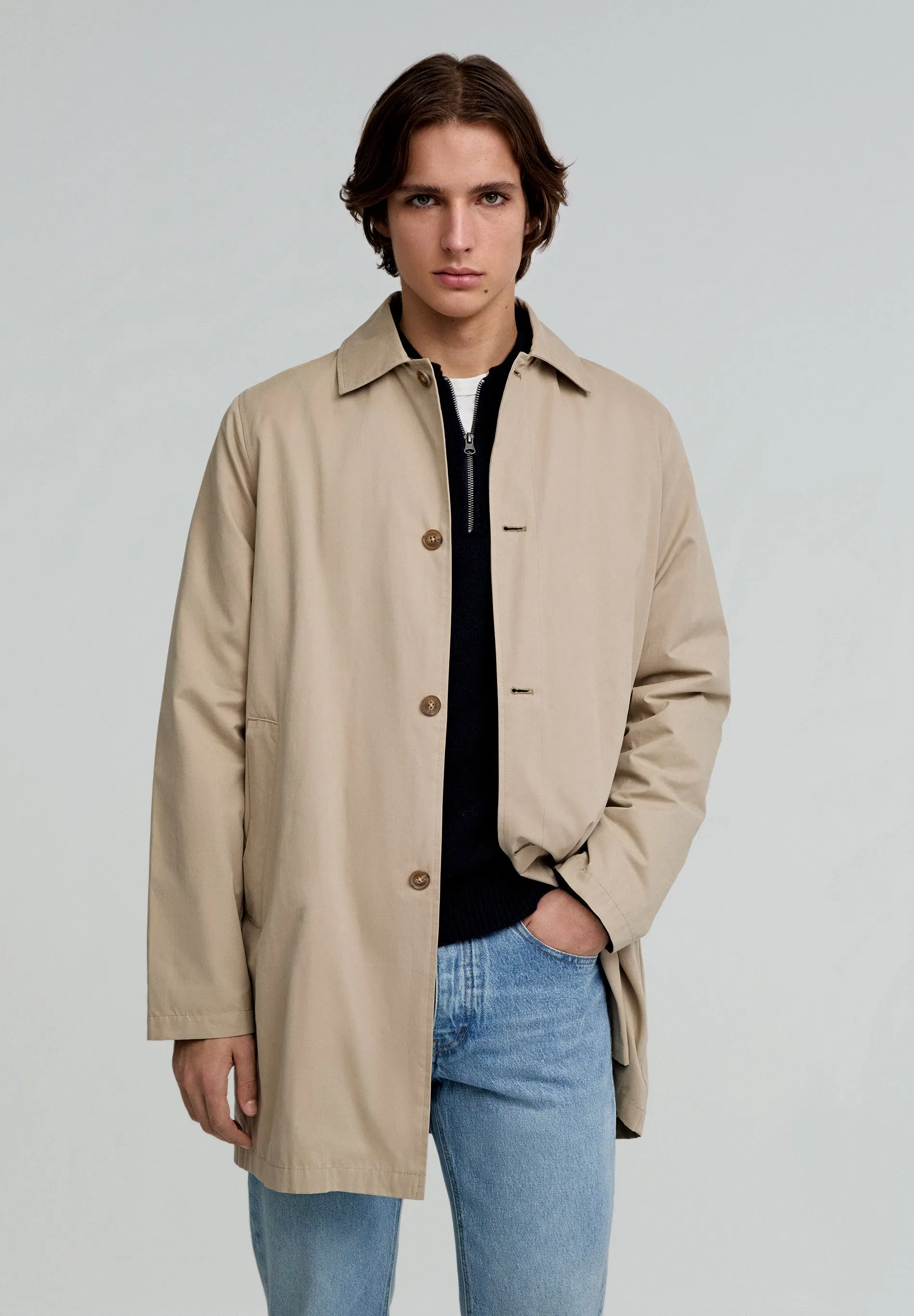 CLASSIC TRENCH COAT