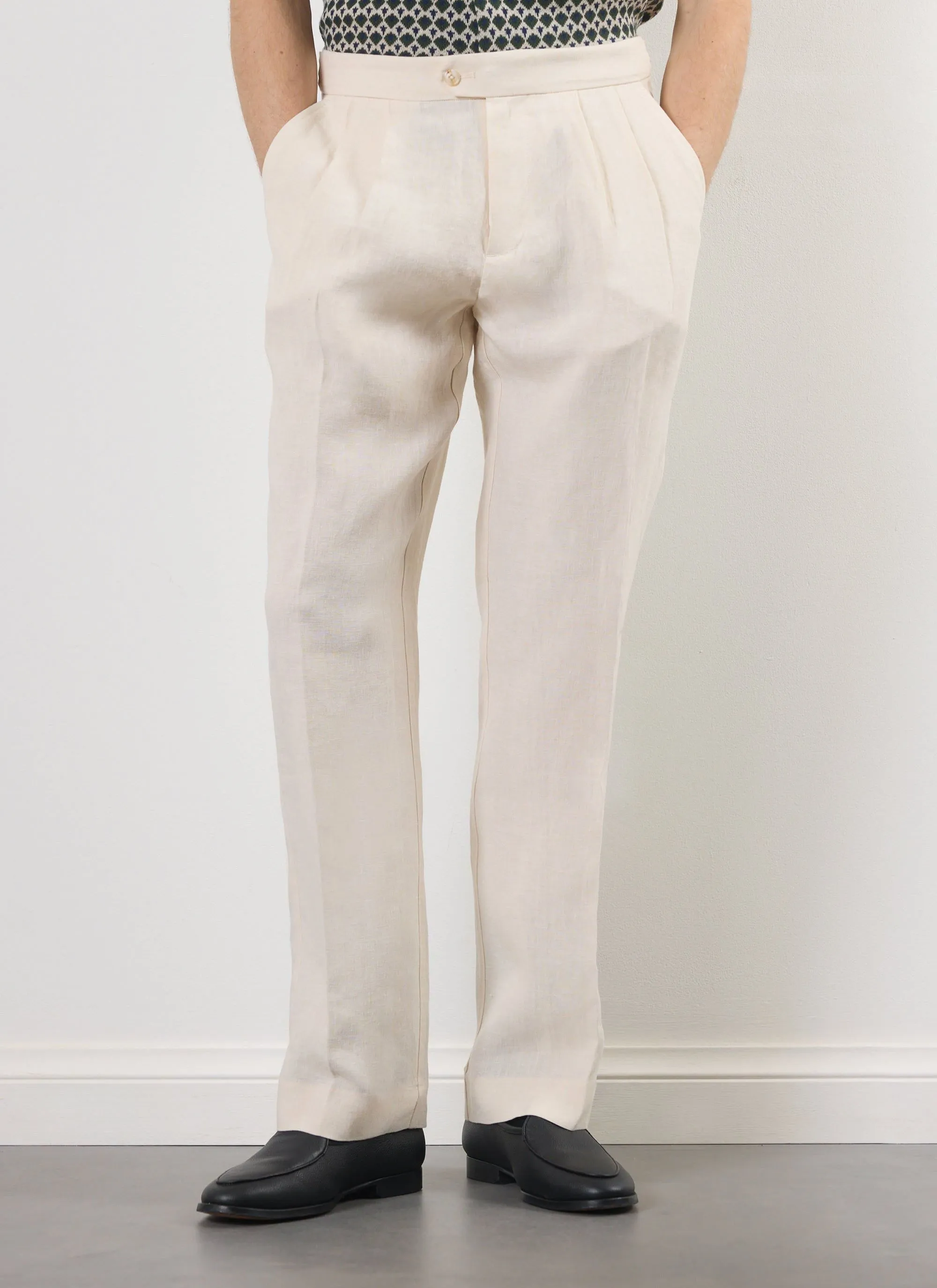 Pleated Tailored Trousers | Linen | Stone