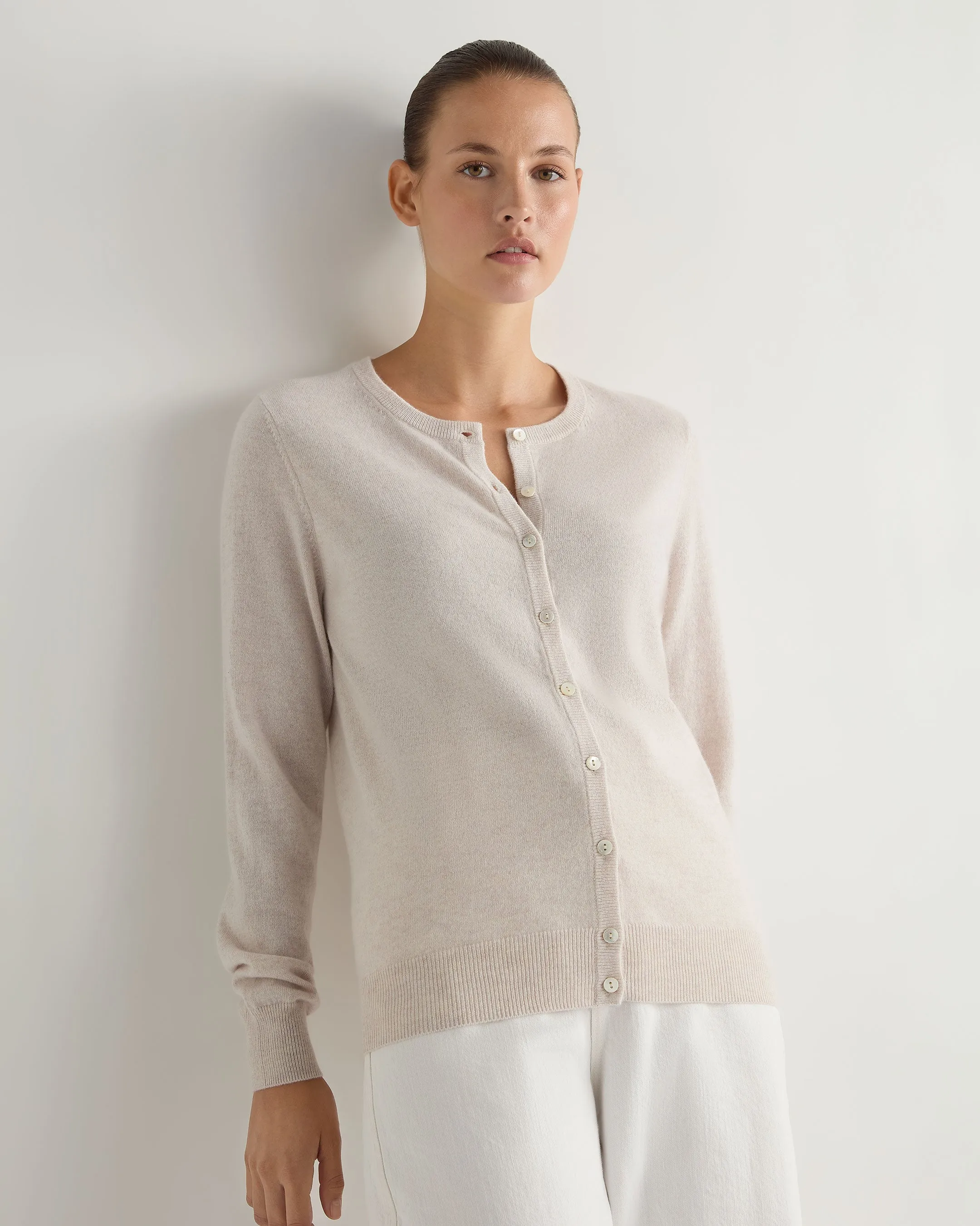 Women's Olivia Round Neck Cashmere Cardigan Frost White